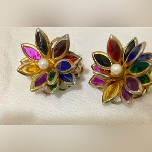Vintage Gold Multicolor Floral clip on Earrings